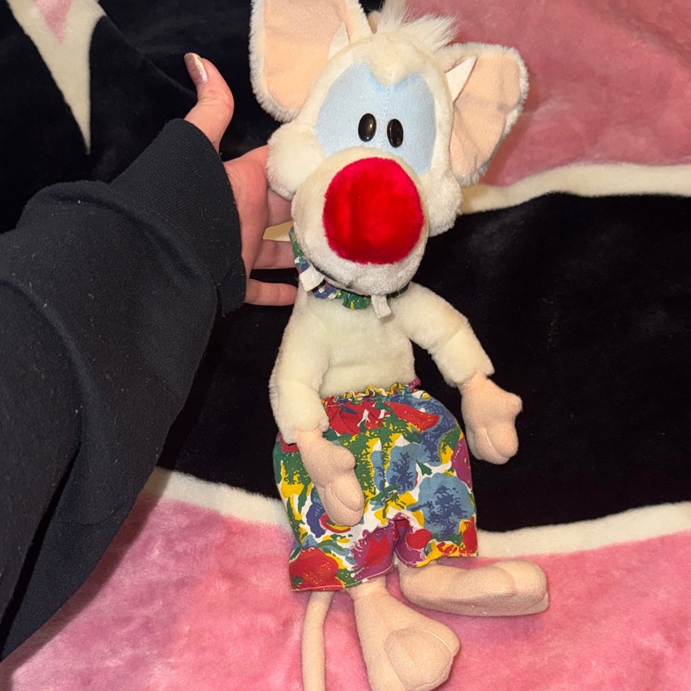 1997 Warner Bros. pinky And the Brain Stuffed Animal (pinky)